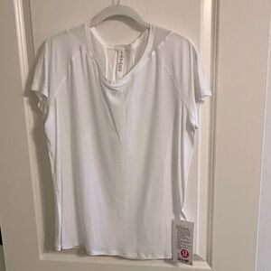 Lululemon seek the heat short sleeve top
